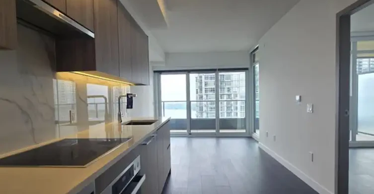 1 Concord Cityplace Way, Toronto, ON, M5V 0T5