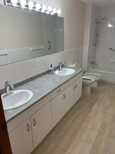 871 Erie Street East, Windsor, ON, N9A 3Y7 - 9