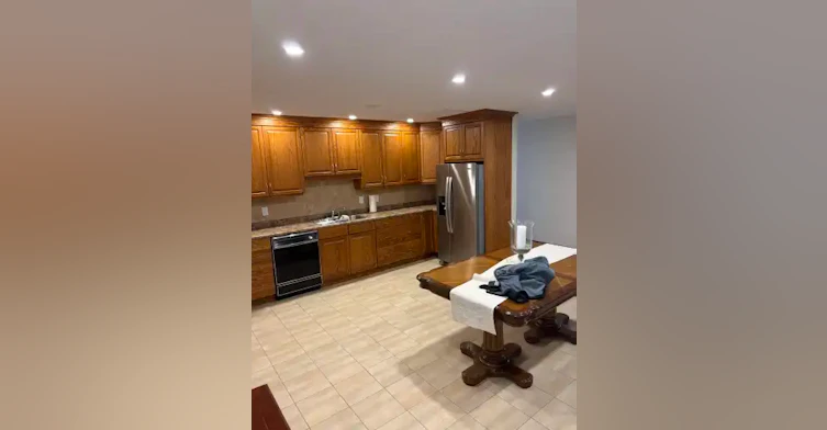 871 Erie Street East, Windsor, ON, N9A 3Y7 - 3