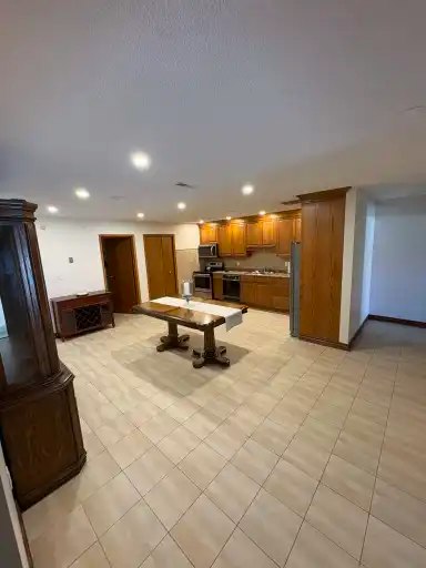 871 Erie Street East, Windsor, ON, N9A 3Y7 - 7