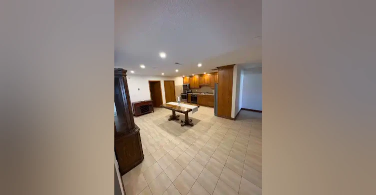 871 Erie Street East, Windsor, ON, N9A 3Y7 - 7