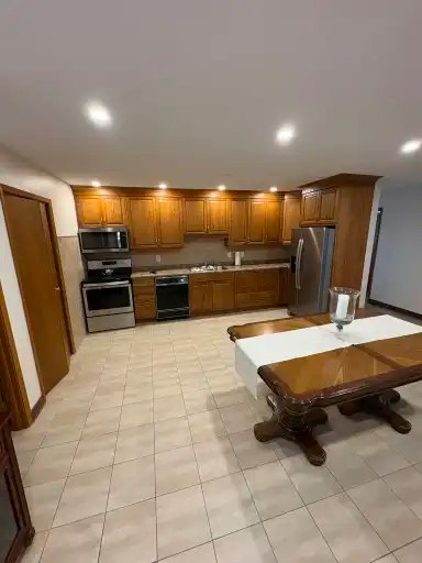 871 Erie Street East, Windsor, ON, N9A 3Y7 - 4