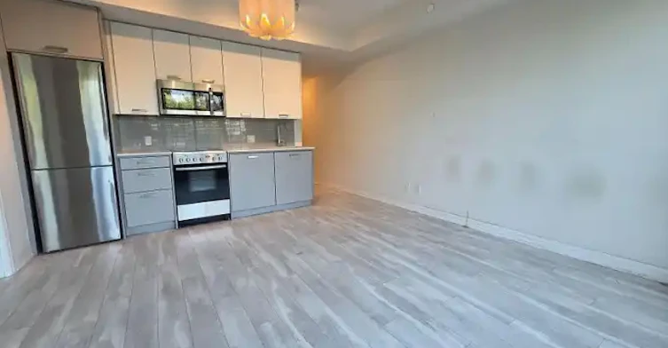 1630 Queen Street East, Toronto, ON, M4L 0B3 - 3
