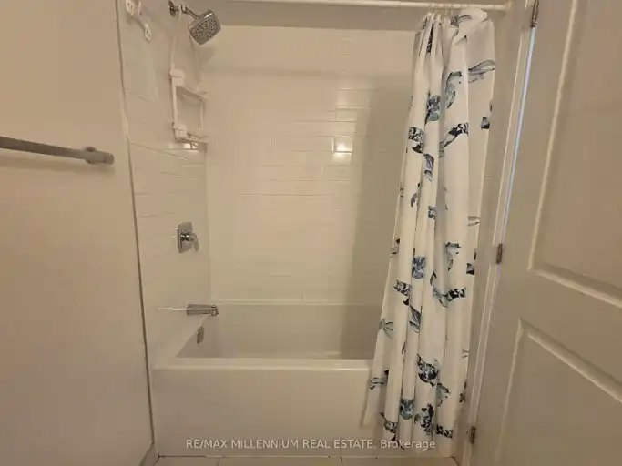 1630 Queen Street East, Toronto, ON, M4L 0B3