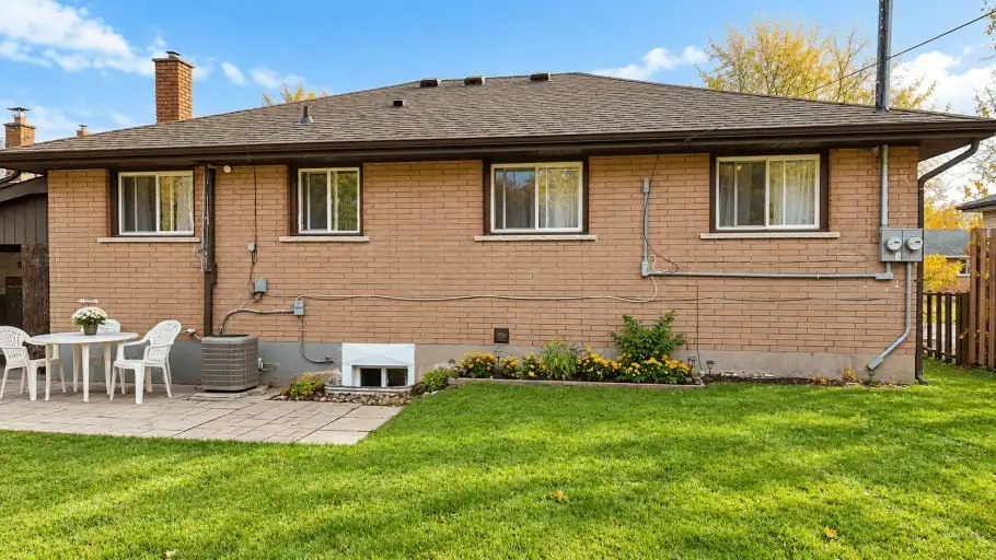 542 Hillside Street, Peterborough, ON, K9H 5N6 - 12