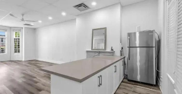 212 Carlton Street, Toronto, ON, M5A 2L1 - 4