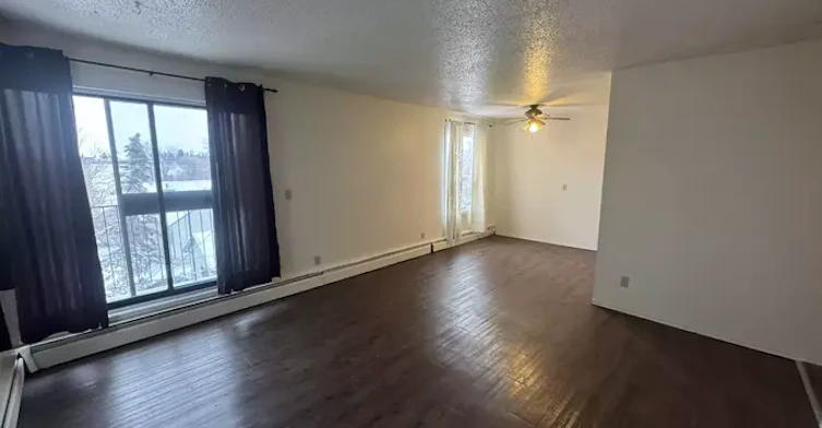 5313 48 Avenue, Red Deer, AB, T4N 3V2 - 9