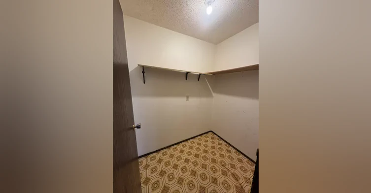 5313 48 Avenue, Red Deer, AB, T4N 3V2 - 14
