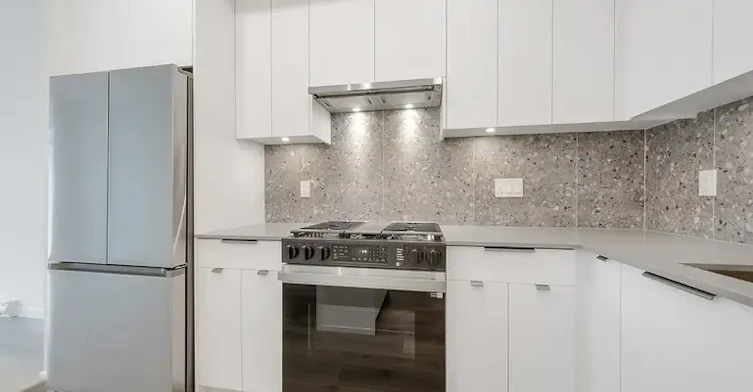 7936 206 Street, Langley, BC, V2Y 3W7 - 2