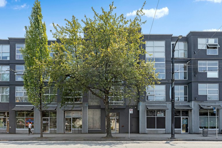 418 East Broadway, Vancouver, BC