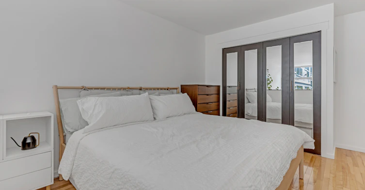 418 East Broadway, Vancouver, BC - 12