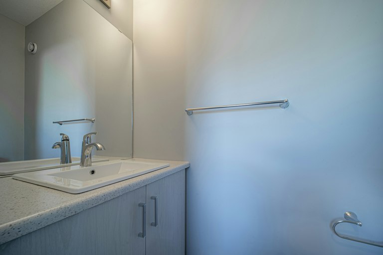 2068 159 Street Southwest, Edmonton, AB, T6W 1A4 - 6