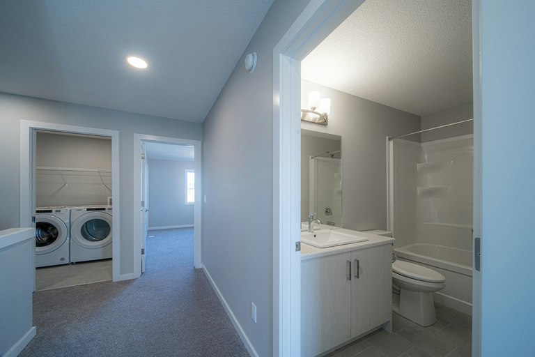 2068 159 Street Southwest, Edmonton, AB, T6W 1A4 - 12