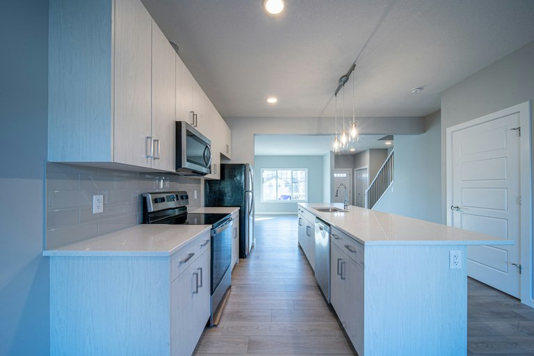 2068 159 Street Southwest, Edmonton, AB, T6W 1A4 - 3