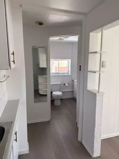 135 Larche Avenue East, Winnipeg, MB, R2C 1A5 - 4