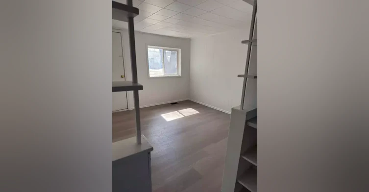 135 Larche Avenue East, Winnipeg, MB, R2C 1A5 - 8