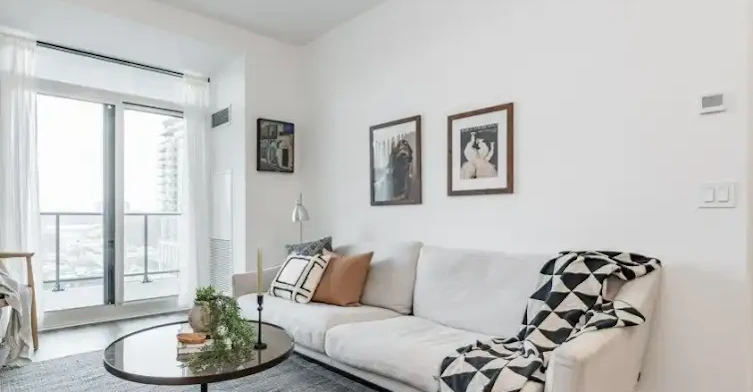 2007 James Street, Burlington, ON, L7R 1H1 - 3