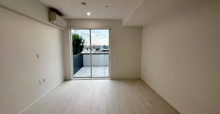 1120 East Georgia Street, Vancouver, BC, V6A 0K2 - 7