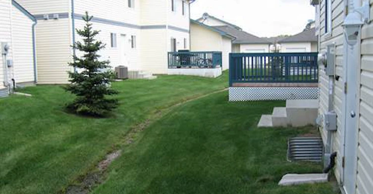 10909 106 Street, Edmonton, AB, T5H 4M7 - 9
