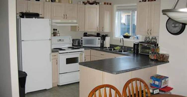 10909 106 Street, Edmonton, AB, T5H 4M7 - 8