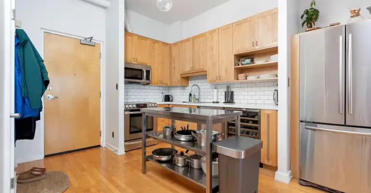 766 King Street West, Toronto, ON, M5V 1N6 - 4