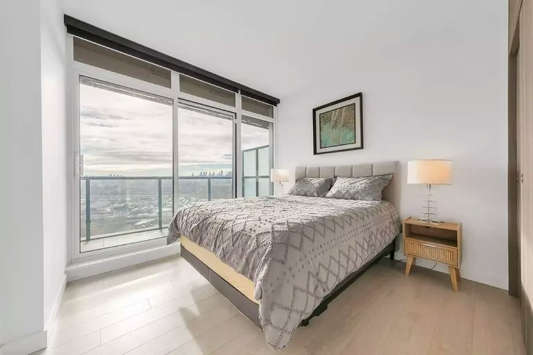 4880 Lougheed Highway, Burnaby, BC, V5C 0N1 - 16