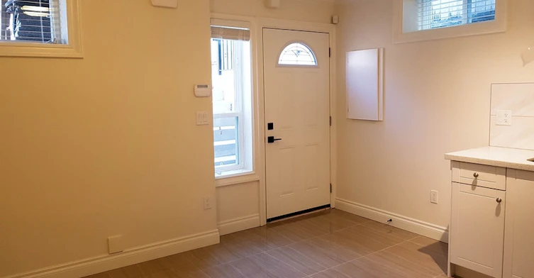 3477 Anzio Drive, Vancouver, BC, V5M 4E2 - 2