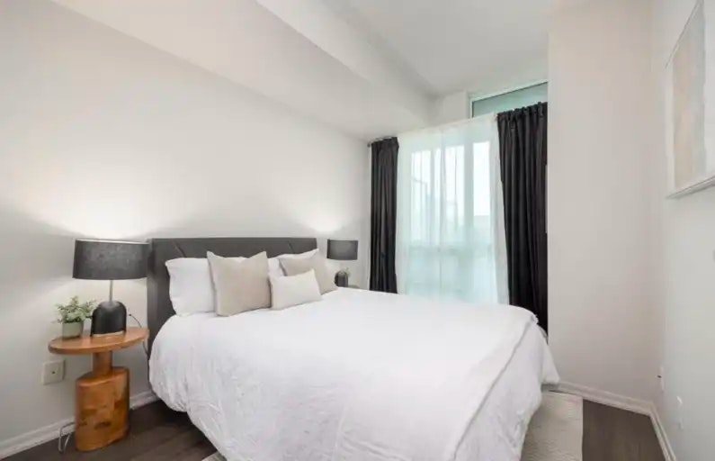 215 Fort York Boulevard, Toronto, ON, M5V 4A2 - 16