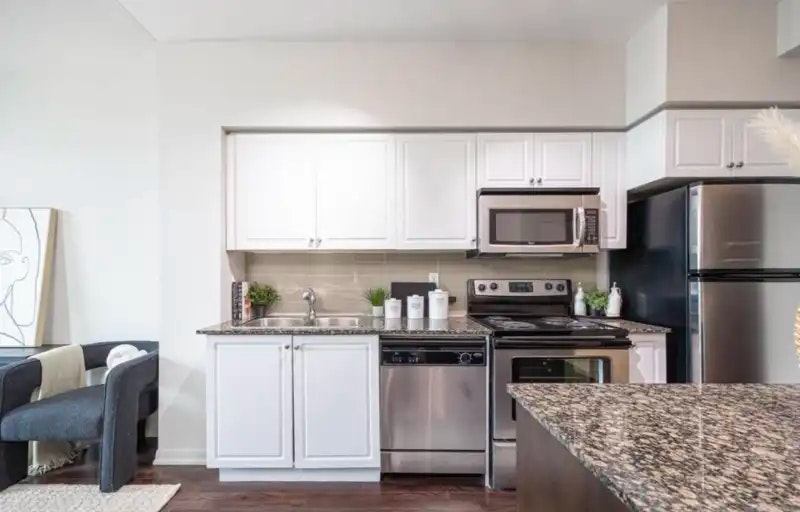 215 Fort York Boulevard, Toronto, ON, M5V 4A2 - 10