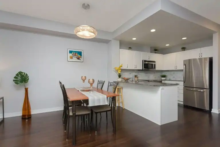 551 Maple Avenue, Burlington, ON, L7S 1M7 - 6
