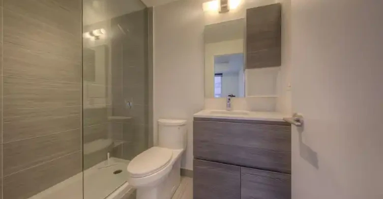 665 Kingston Road, Toronto, ON, M4E 0B6 - 15