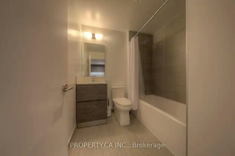 665 Kingston Road, Toronto, ON, M4E 0B6 - 13