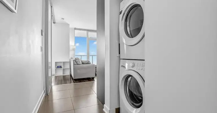 1 Market Street, Toronto, ON, M5E 0A2 - 6