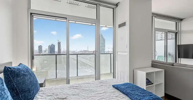 1 Market Street, Toronto, ON, M5E 0A2 - 3