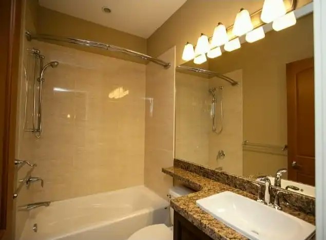 8288 207a Street, Langley, BC, V2Y 0L2 - 8