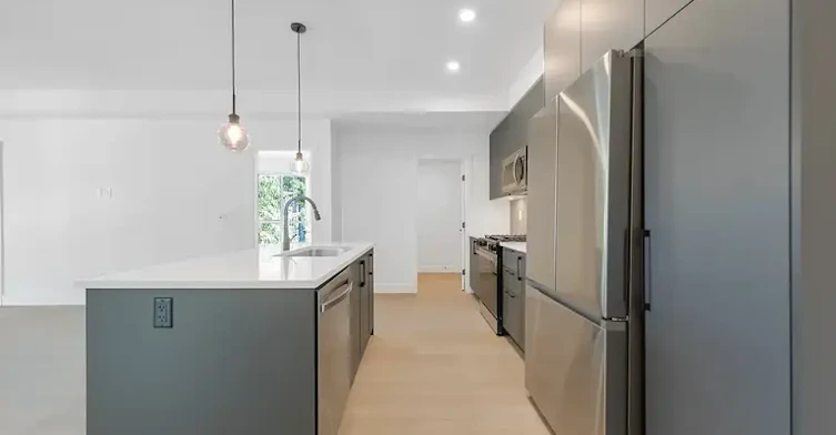 3438 146a Street, Surrey, BC, V4P 0J1 - 2