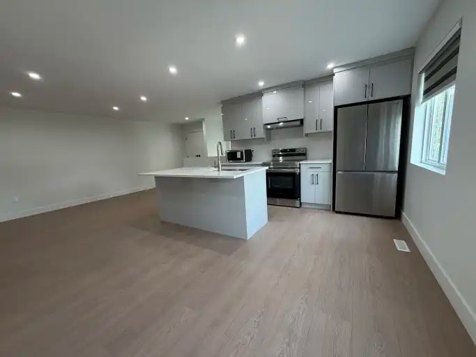 9403 103 Avenue, Grande Prairie, AB, T8V 1B4 - 7