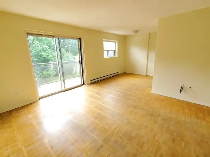 563 Oxford Street, Oshawa, ON, L1J 3V5 - 5