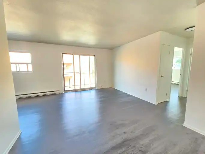 563 Oxford Street, Oshawa, ON, L1J 3V5