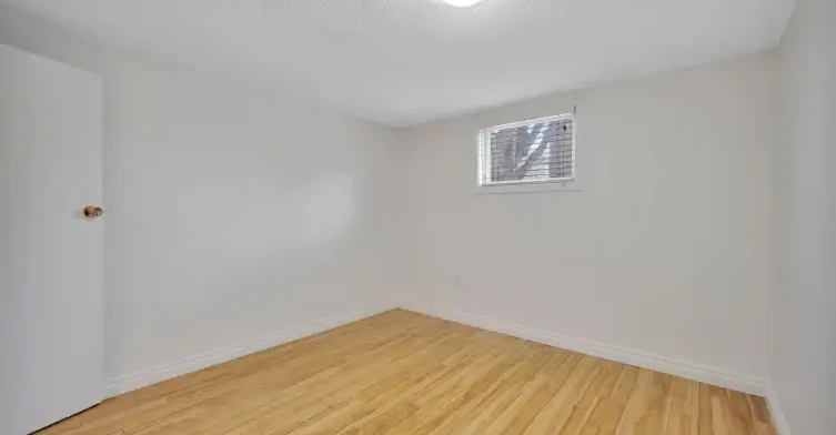 10843 64 Avenue Northwest, Edmonton, AB, T6H 1T3 - 14