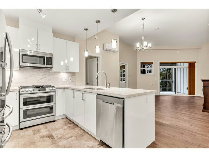 14588 Mcdougall Drive, Surrey, BC, V4P 0H1 - 8