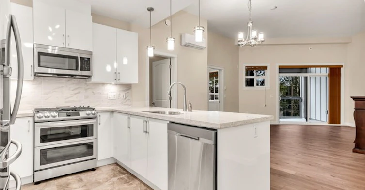 14588 Mcdougall Drive, Surrey, BC, V4P 0H1 - 8