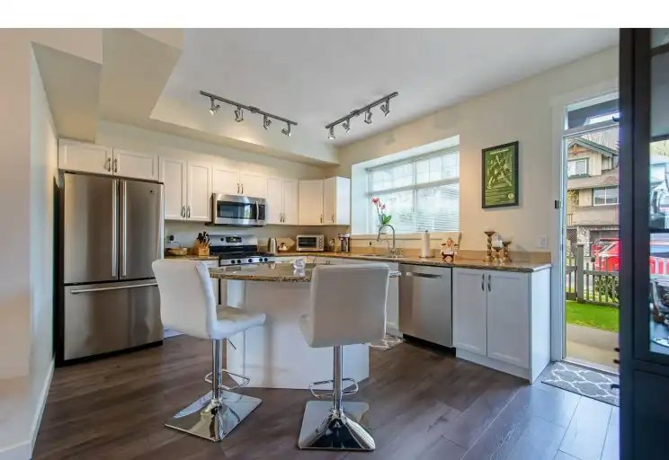 55 Hawthorn Drive, Port Moody, BC, V3H 0B3 - 6