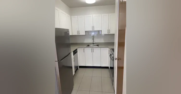 1875 West 7th Avenue, Vancouver, BC, V6J 1S8 - 2
