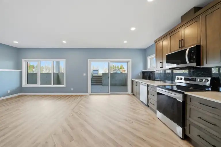 4025 Lakeshore Drive, Sylvan Lake, AB, T4S 1B9