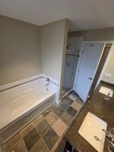 212 Brookes Street, New Westminster, BC, V3M 5B1 - 14