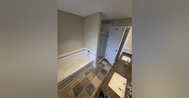 212 Brookes Street, New Westminster, BC, V3M 5B1 - 14