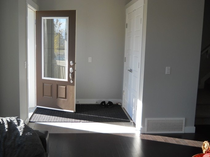 3110 Paisley Road Southwest, Edmonton, AB, T6W 1A3 - 2