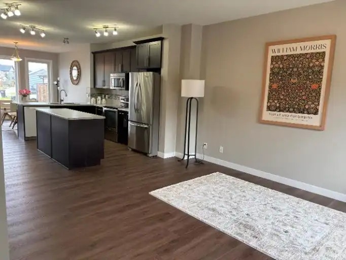 3110 Paisley Road Southwest, Edmonton, AB, T6W 1A3 - 4