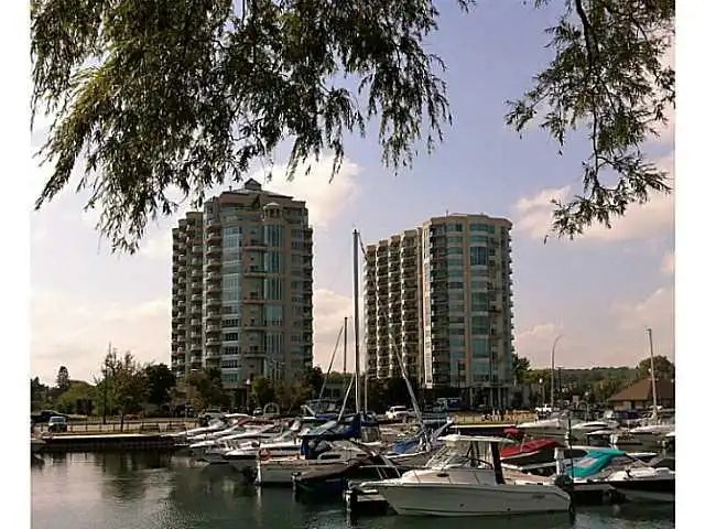 2 Toronto Street, Barrie, ON, L4N 9R2